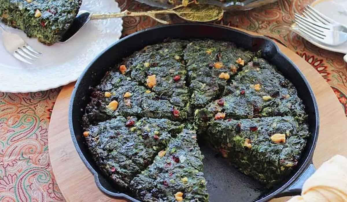 طرز تهیه کوکوسبزی مجلسی به همراه نکات طلایی ویژه وگن ها