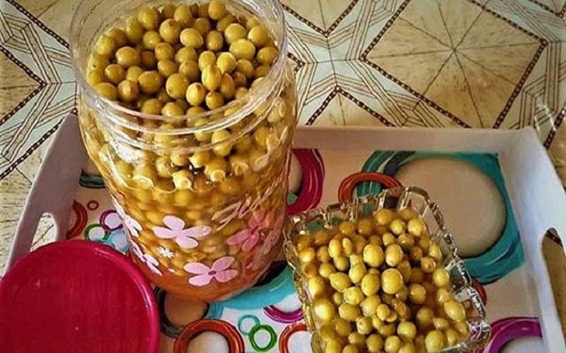فوت و فن تهیه غوره شور خانگی با بهترین روش‌ها